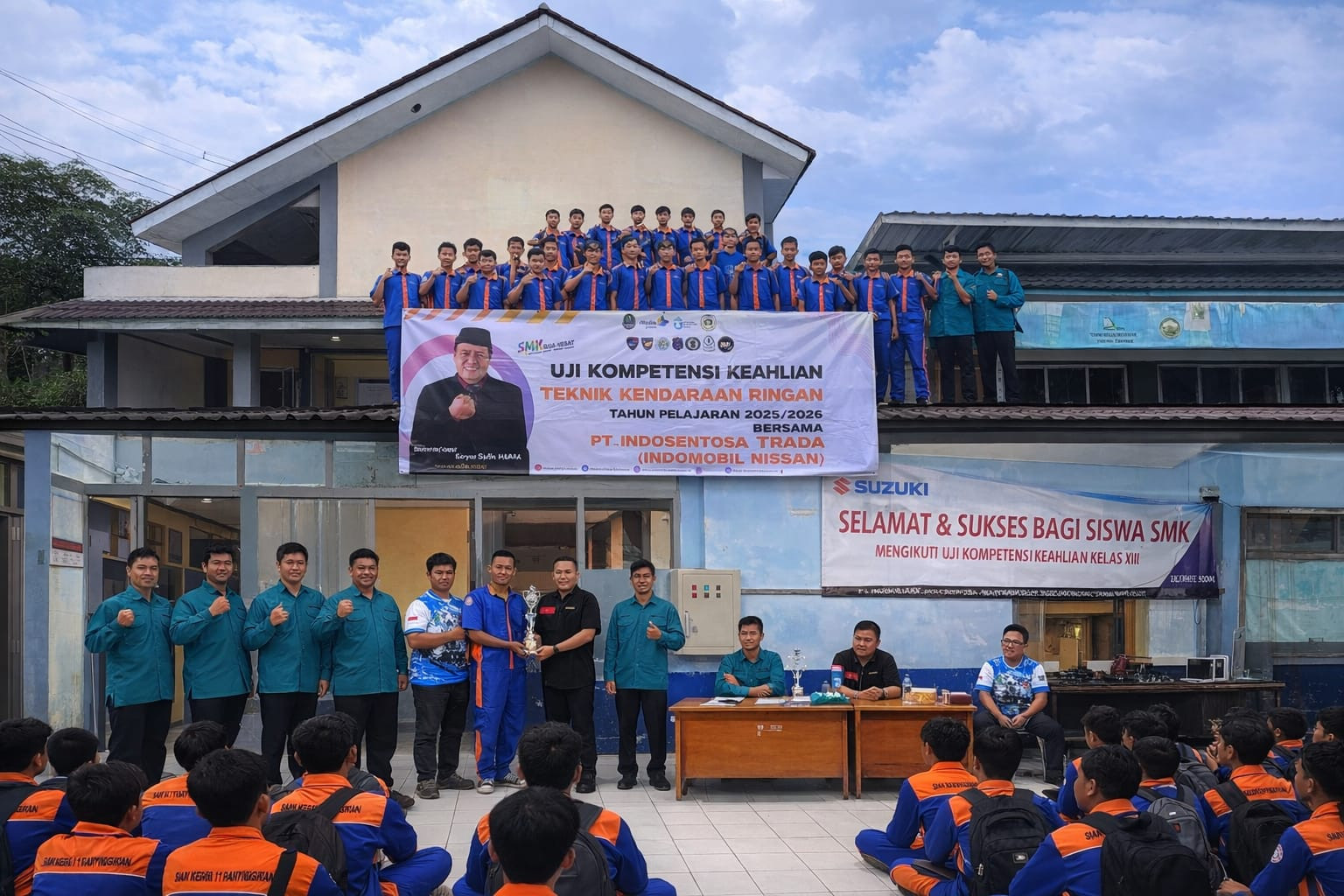 Cetak SDM Unggul, SMKN 1 Panyingkiran Gandeng Indomobil Nissan Gelar UKK Berstandar Industri